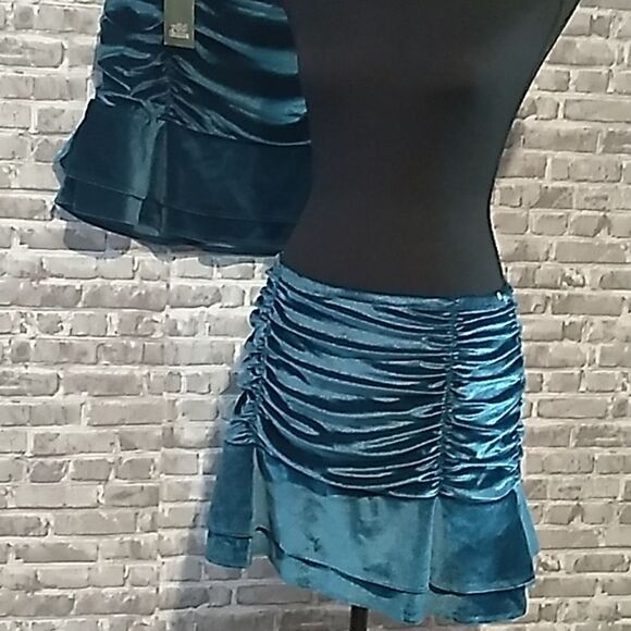 Wild Fable y2k velvet-soft blue mini ruffle skirt L - Picture 9 of 10